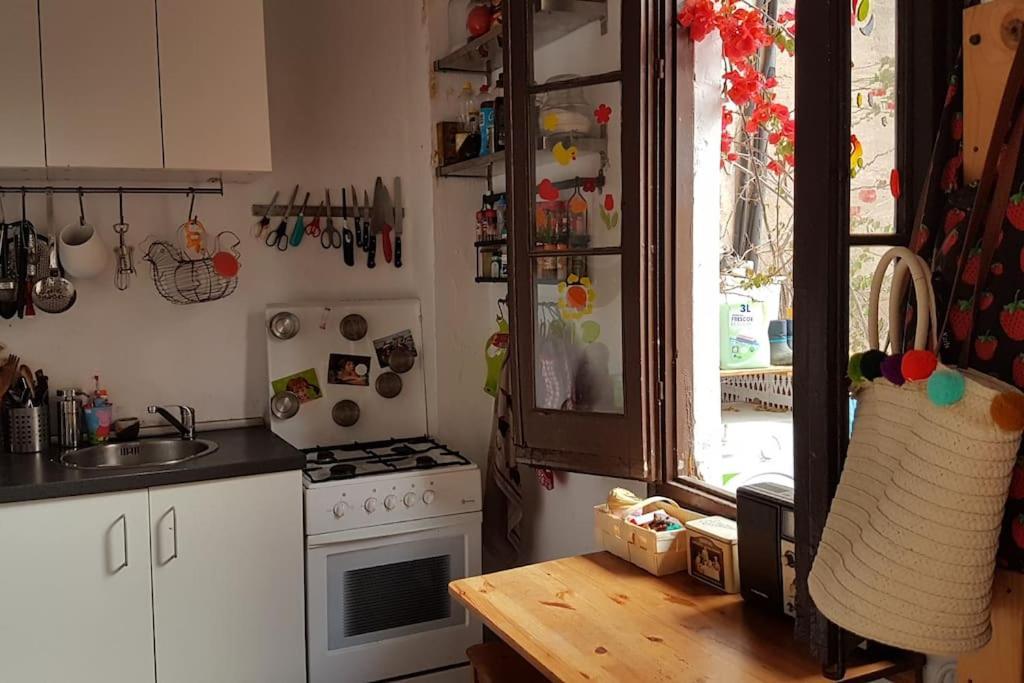 Small Room In Sants With Huge Terrace Barcelona Exteriör bild